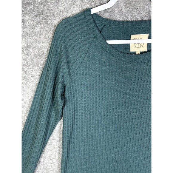 Chasor‎ Thermal Knit Button Cuff Pullover Top Womens Size Medium Teal Curved Hem - Picture 6 of 14